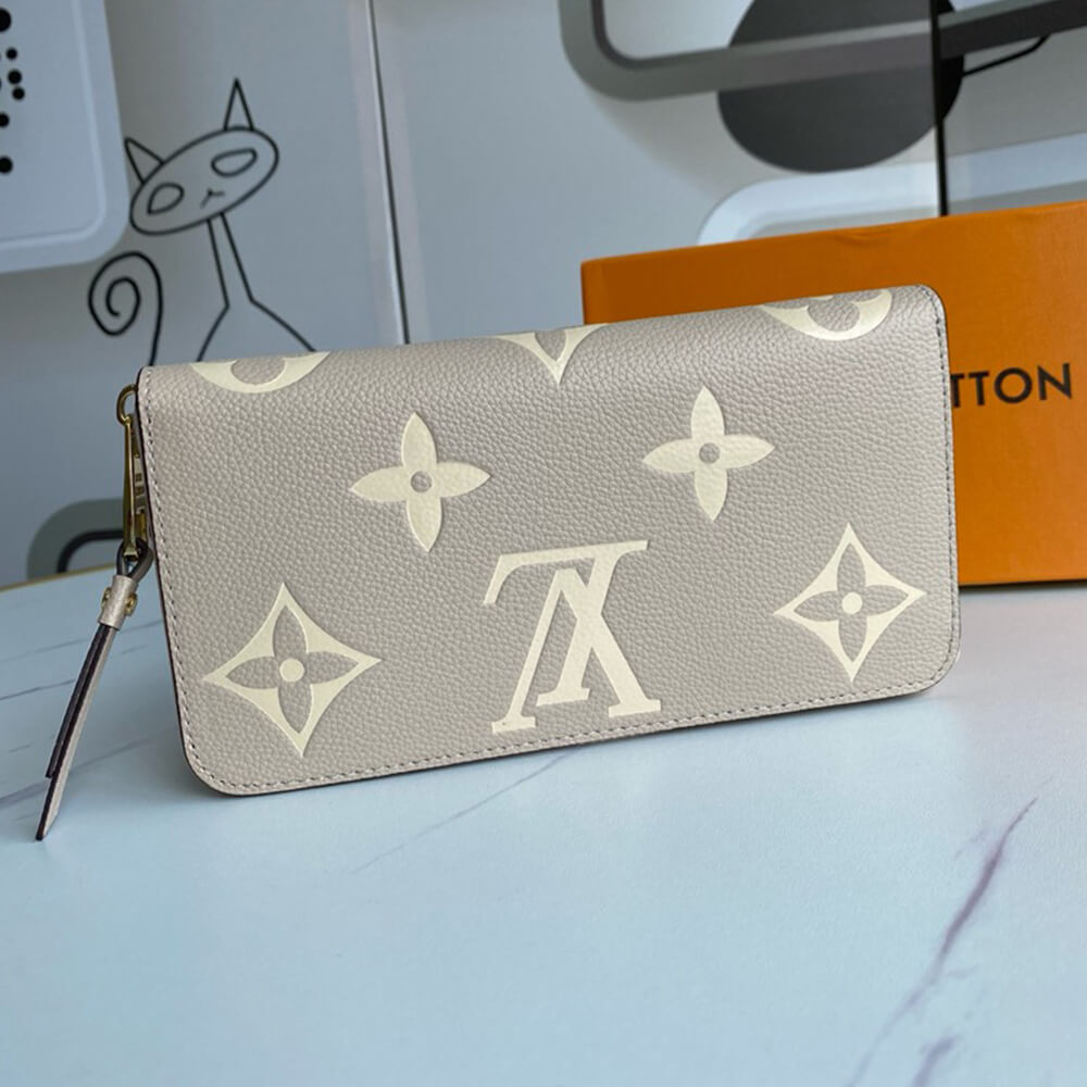 l**is V*t*n zippy wallet